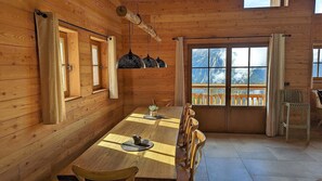Dining - Mountain chalet rental ★★★★ "La Boutame" (Alpe d'Huez Domain 3300m) (Villard-Reculas)