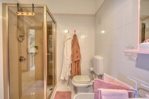 Bathroom - Casa Elisabetta 100m From Stresa Downto (Stresa)
