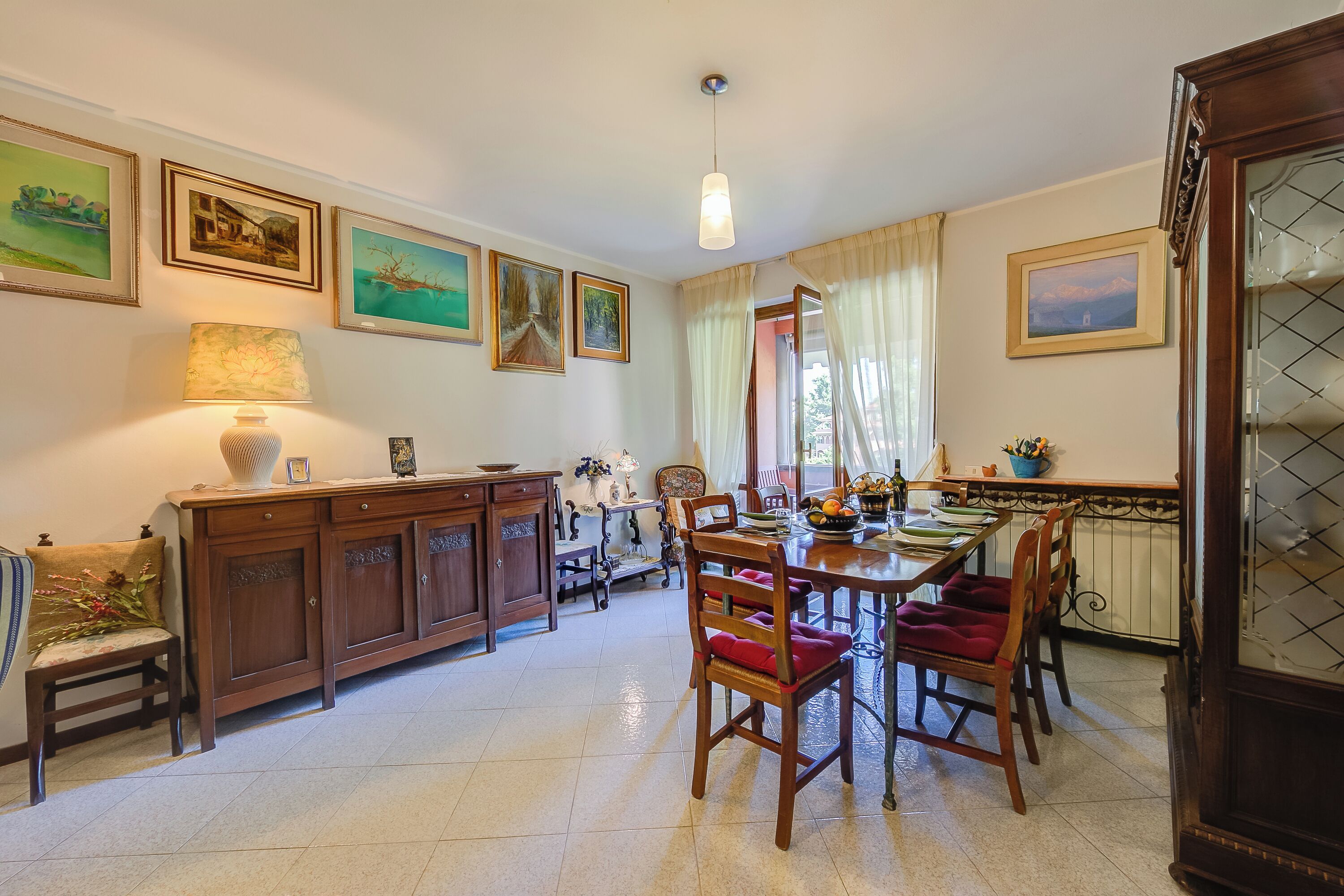 Family Apartment, Multiple Bedrooms, 2 Bathrooms (Casa Elisabetta 100m From Stresa) | Dining room