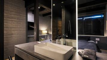 Villa, Non Smoking, Private Pool | 5 bedrooms, free WiFi, bed sheets