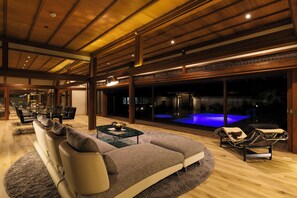 Villa, Non Smoking, Private Pool | 5 bedrooms, free WiFi, bed sheets - Wellis Villa Awaji (Awaji)