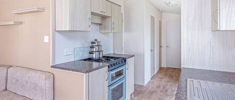 Fridge, oven, stovetop, toaster