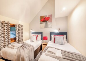 2 bedrooms