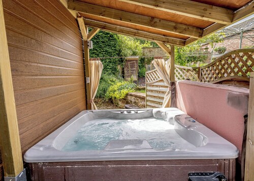 2 bedroom accommodation in Calthwaite, Nr Penrith