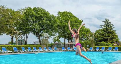 Chalet for 4 persons with a view