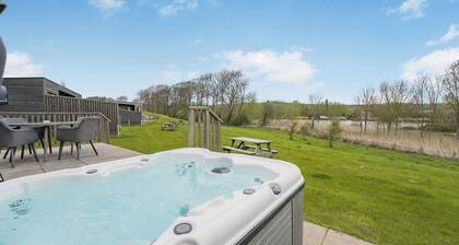 2 bedroom accommodation in Lewes