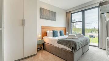 2 bedrooms, WiFi (free)