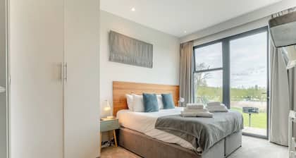 2 bedroom accommodation in Lewes