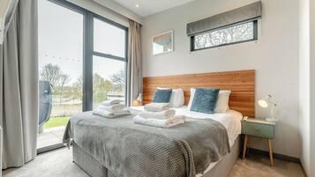 2 bedrooms, WiFi (free)
