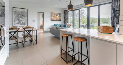 2 bedroom accommodation in Lewes