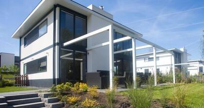 Chalet with 4 bedrooms and a terrace