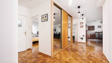 Departamento Elite | 3 habitaciones y espacio para trabajar con laptop