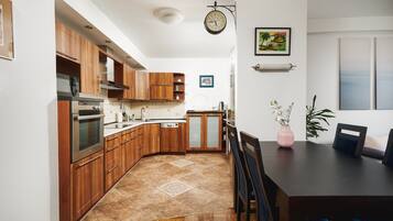 Elite Apartment | Private kitchen