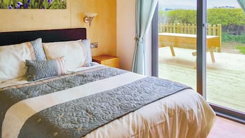 2 bedrooms