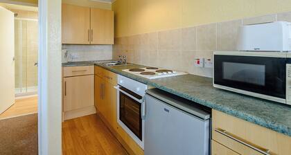 Tennyson Ground Floor Apartment