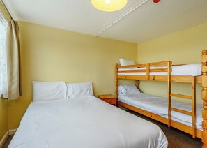 2 bedrooms