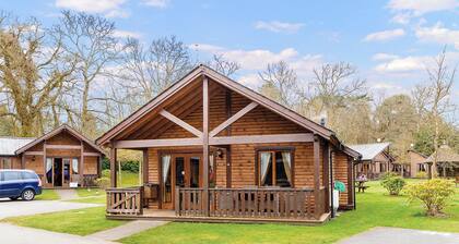 Sturt Watersedge Lodge