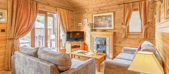 Sturt Watersedge Lodge