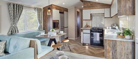 Frigorífic, forn, placa de cuina i torradora