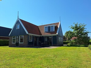 Esterni