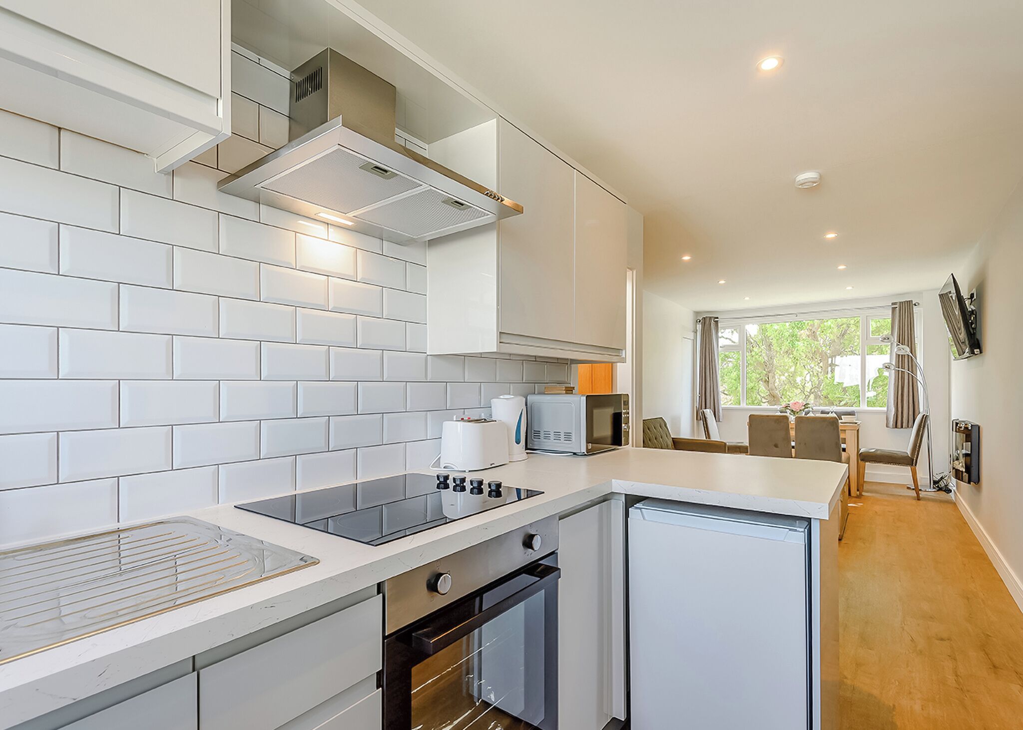 Fridge, oven, stovetop, toaster