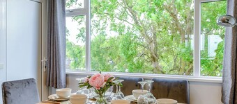 Shakespeare First Floor Apartment