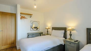 2 bedrooms