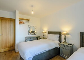 2 bedrooms