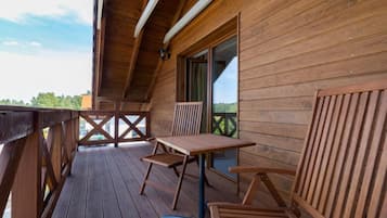 Deluxe Chalet | 2 bedrooms, individually decorated, individually furnished