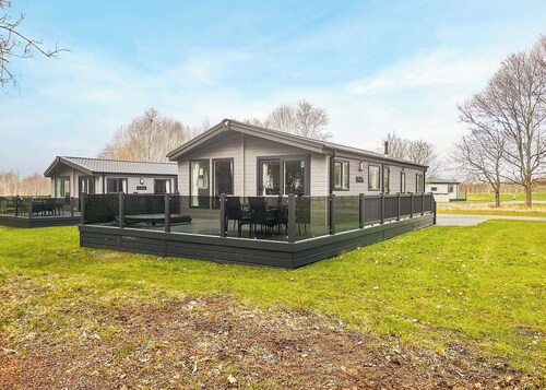 Fallow Pet Friendly Lodge