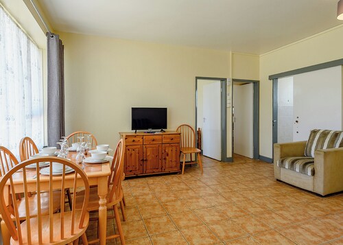 Tennyson First Floor Apartment