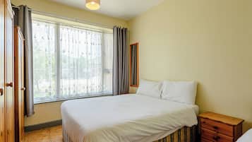 2 bedrooms