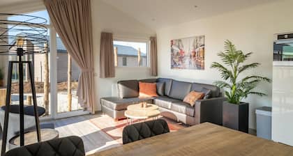 Detached chalet with two bedrooms, one bathroom and a dishwasher