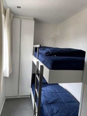 4 bedrooms, WiFi