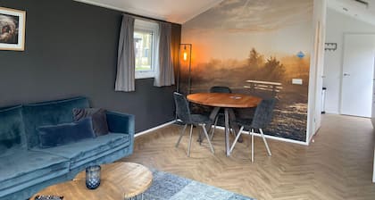 Chalet indépendant composé de 2 chambres à coucher et d'1 salle de bain