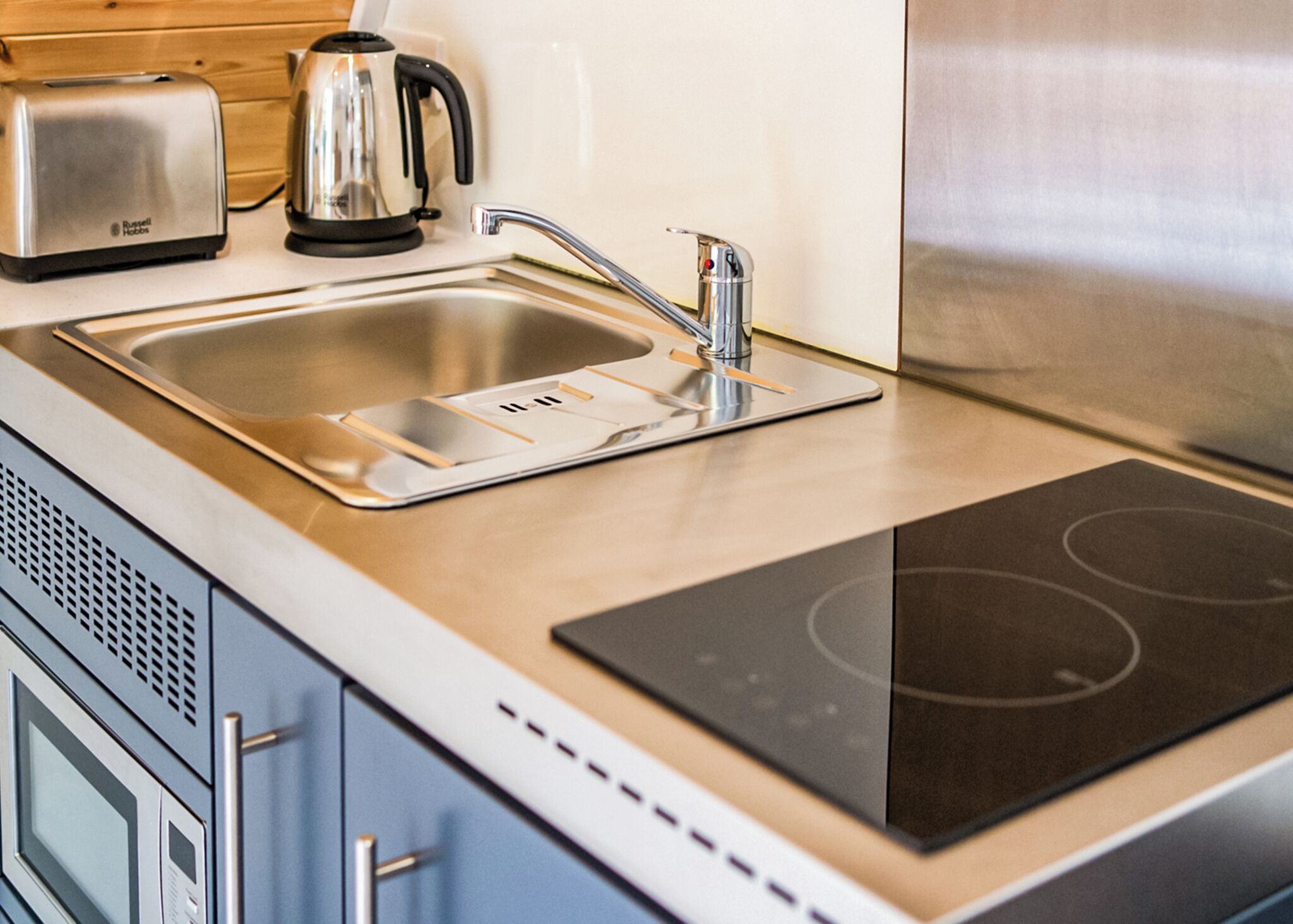 Fridge, toaster, cookware/dishes/utensils