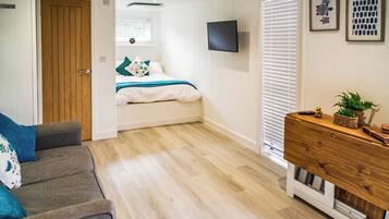 1 bedroom, free WiFi
