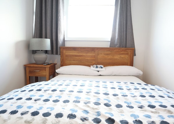 2 bedrooms