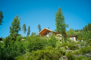 Exterior - Familie vakantiehuis met prachtig uitzicht. Alle faciliteiten op loopafstand. (Vradal)