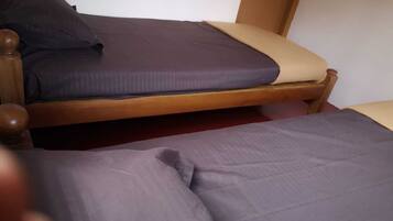 2 chambres, draps fournis