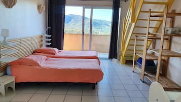 6 chambres, fer et planche Ă repasser, Wi-Fi gratuit, draps fournis