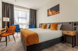 Standard Double or Twin Room | Premium bedding, in-room safe, desk, laptop workspace