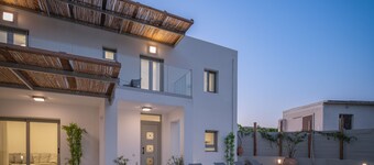 Sun Moon Villa I, True Nature Purity
