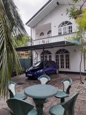 Restauration extérieure