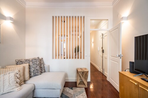 Dill Apartment, Saldanha, Lisbon