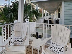 Property grounds - East Point Cottages F by Southern Vacation Rentals (Gulf Shores)