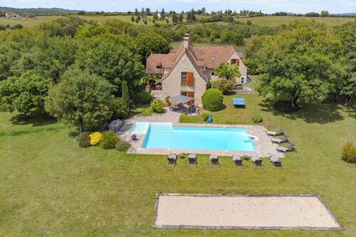 Cavalaubre, maison de luxe avec piscine chauffée
