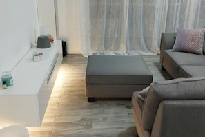 Smart TV, stereo - Oasis view (flic en flac)