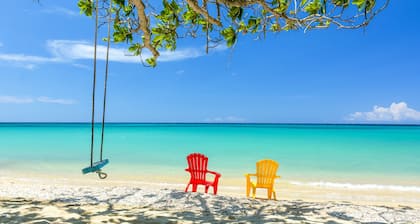 Sand and Tan Beach Hotel at White River, Ocho Rios
