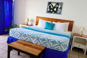 1 bedroom, in-room safe, iron/ironing board, free WiFi